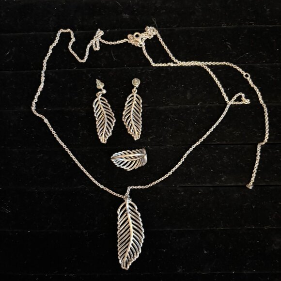 Pandora "Light as a feather" set - Pendant with long chain, Earrings, Ring - Picture 2 of 4